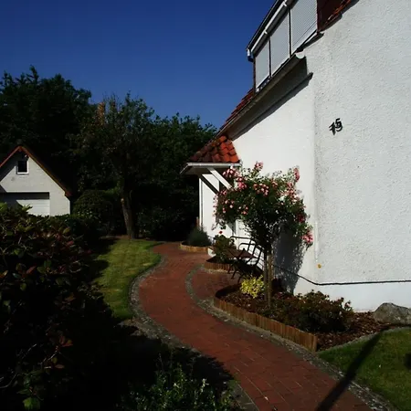 Gemuetliches Haus - Traumhafter Grosser Garten Casa de Férias Ritterhude