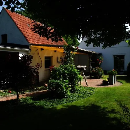 Casa de Férias Gemuetliches Haus - Traumhafter Grosser Garten Ritterhude
